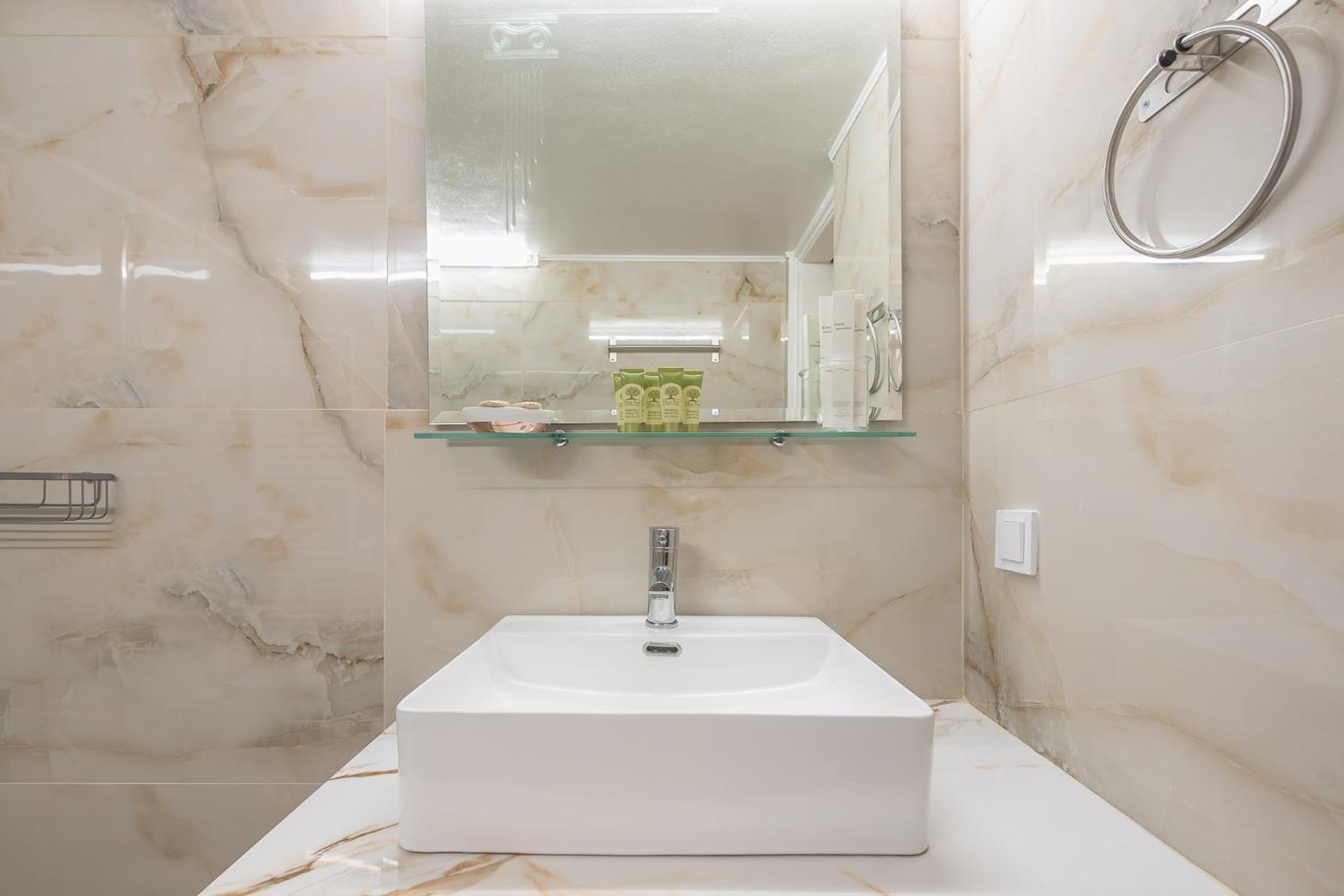 Modern Apartment 200M From Acropolis 100Mbps Netflix Athen Exterior foto